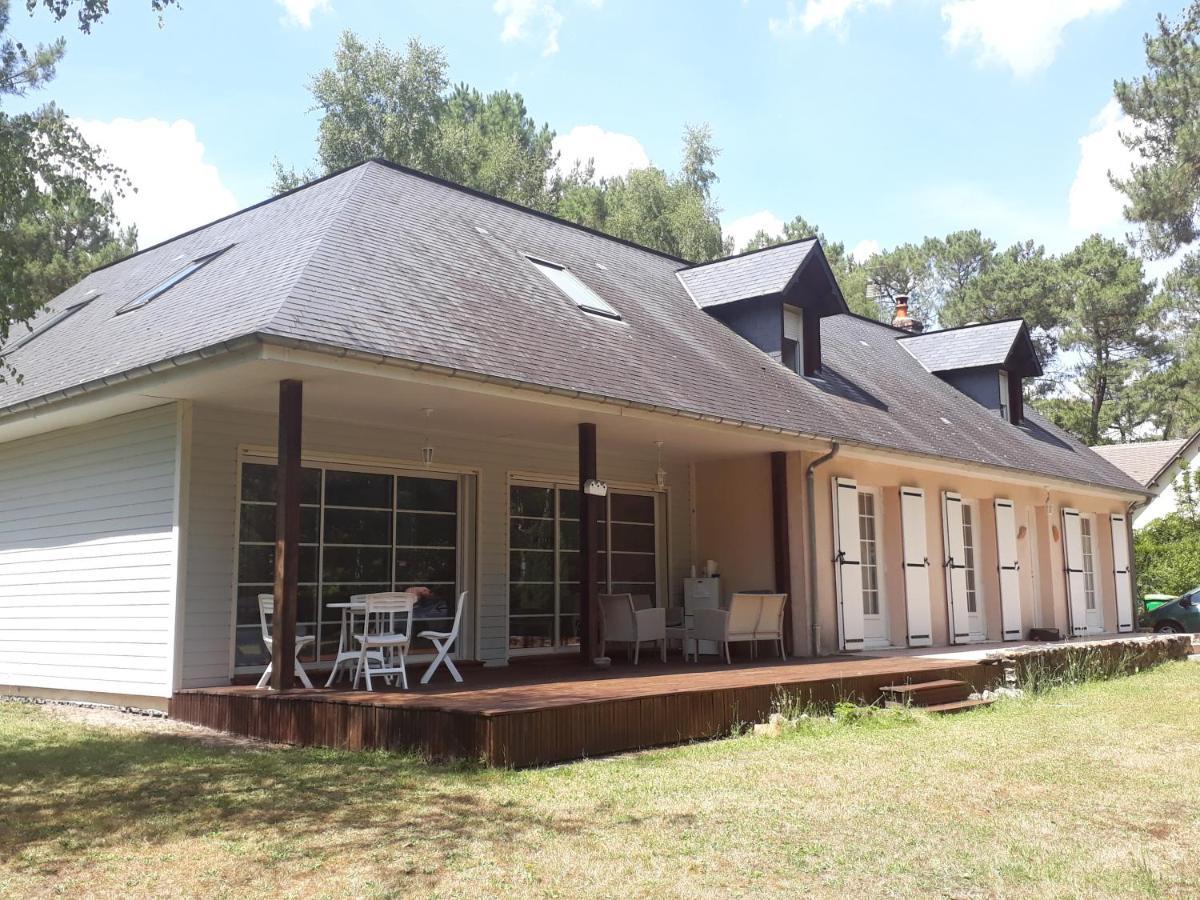 B&B La Foret De Charmeuse Ruaudin Exterior photo